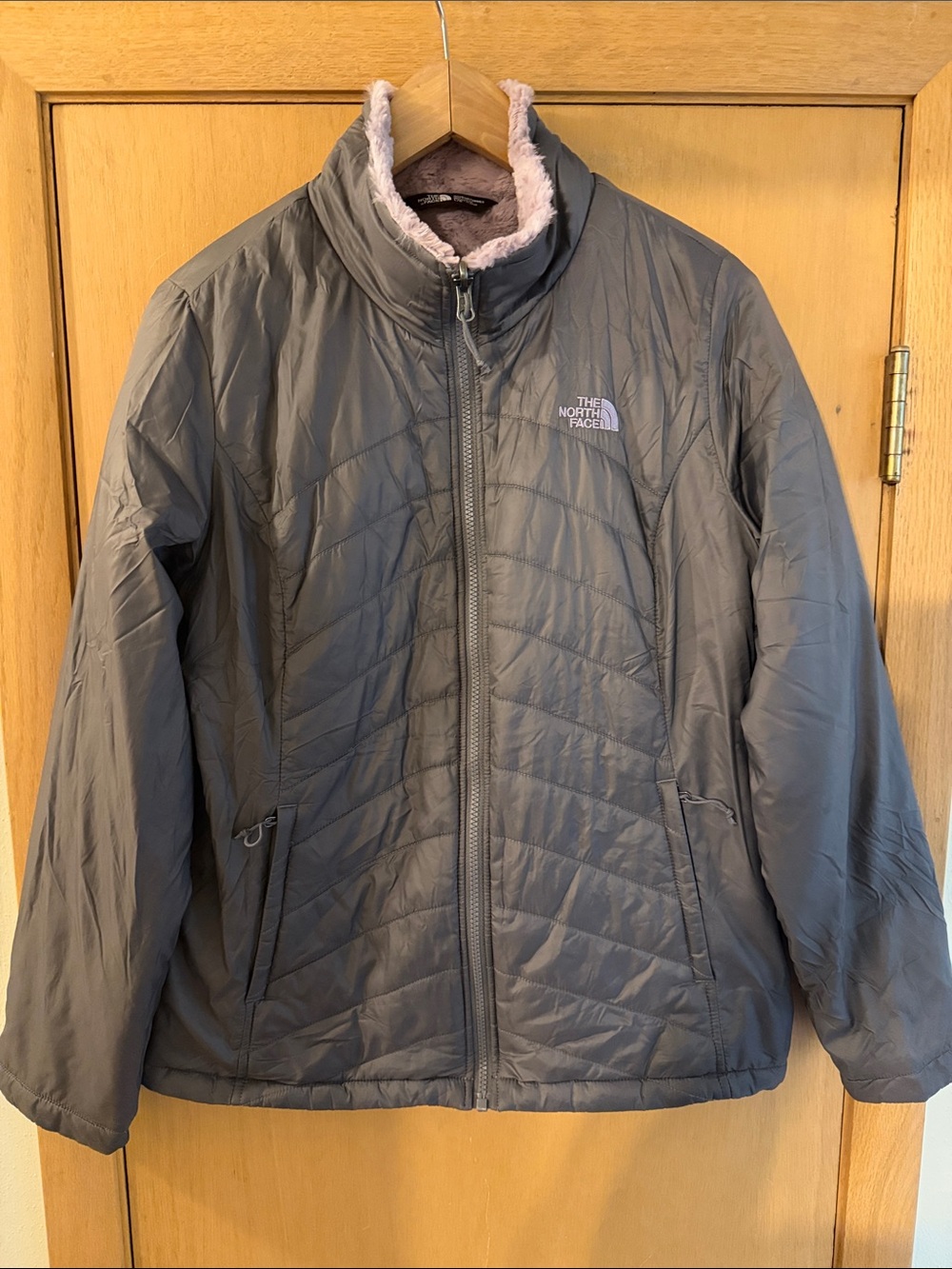 The North Face Women's Full Zip Quilted Faux Fur Jacket Gray Pink Size Large